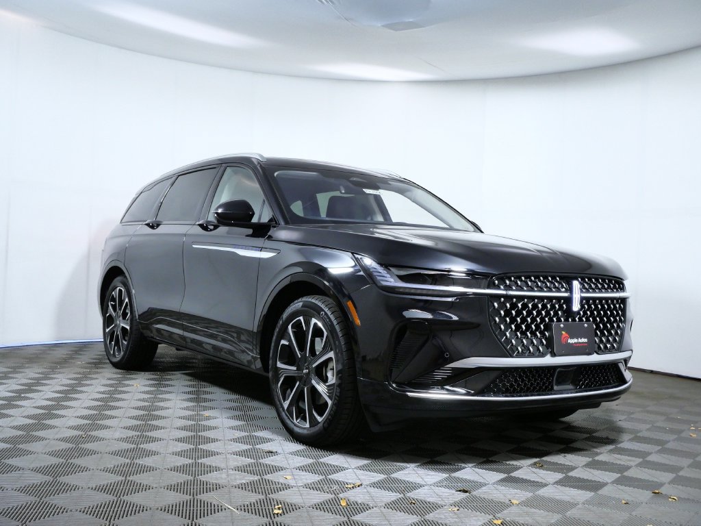 New 2026 Lincoln Nautilus Reserve AWD/4WD image 1