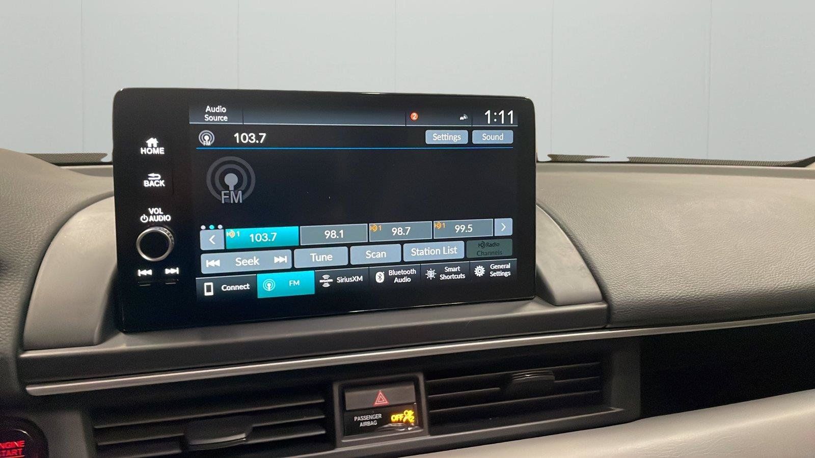 Used 2025 Honda Pilot Touring image 16