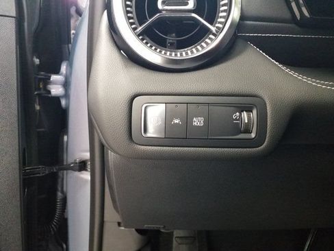 Used 2024 Chevrolet Blazer EV LT AWD/4WD image 9