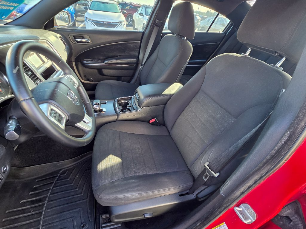 Used 2013 Dodge Charger SE w/ Connectivity Group RWD image 13