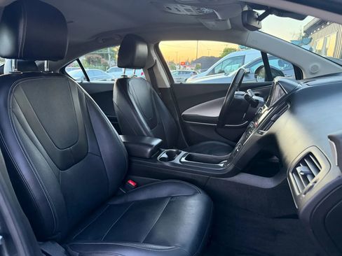 Used 2015 Chevrolet Volt Premium w/ Premium Trim Package FWD image 22