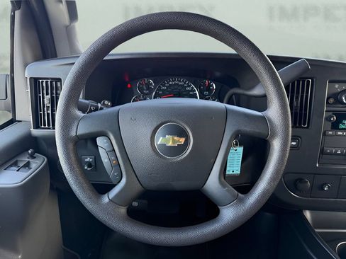 Used 2021 Chevrolet Express 2500 w/ Driver Convenience Package RWD image 15