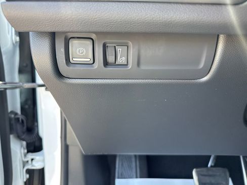 Used 2025 Cadillac XT4 Sport w/ Cold Weather Package FWD image 33