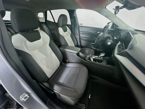 Used 2024 Chevrolet Trax LS w/ Driver Confidence Package FWD image 29