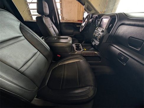 Used 2022 GMC Sierra 2500 Denali w/ Denali Ultimate Package image 10