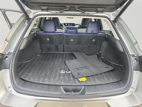 Used 2020 Lexus UX 250h w/ Premium Package image 28