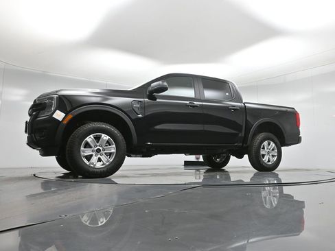New 2025 Ford Ranger XL image 7