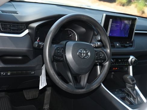 Certified 2024 Toyota RAV4 XLE w/ Convenience Package image 9