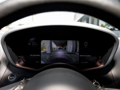 Used 2022 McLaren GT image 23