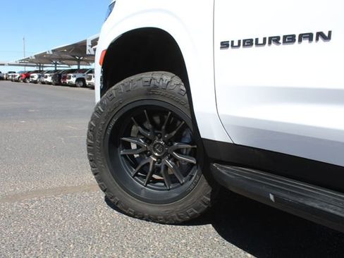 Used 2024 Chevrolet Suburban RST w/ Sport Performance Package AWD/4WD image 13