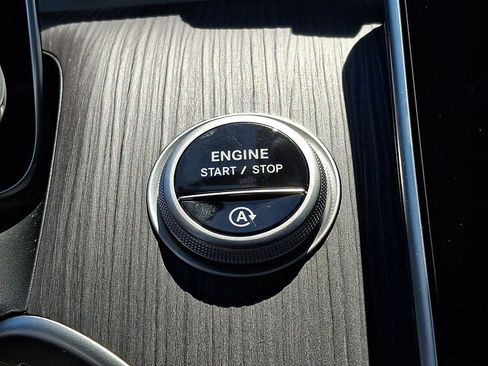 New 2026 Mercedes-Benz GLC 300 4MATIC image 17