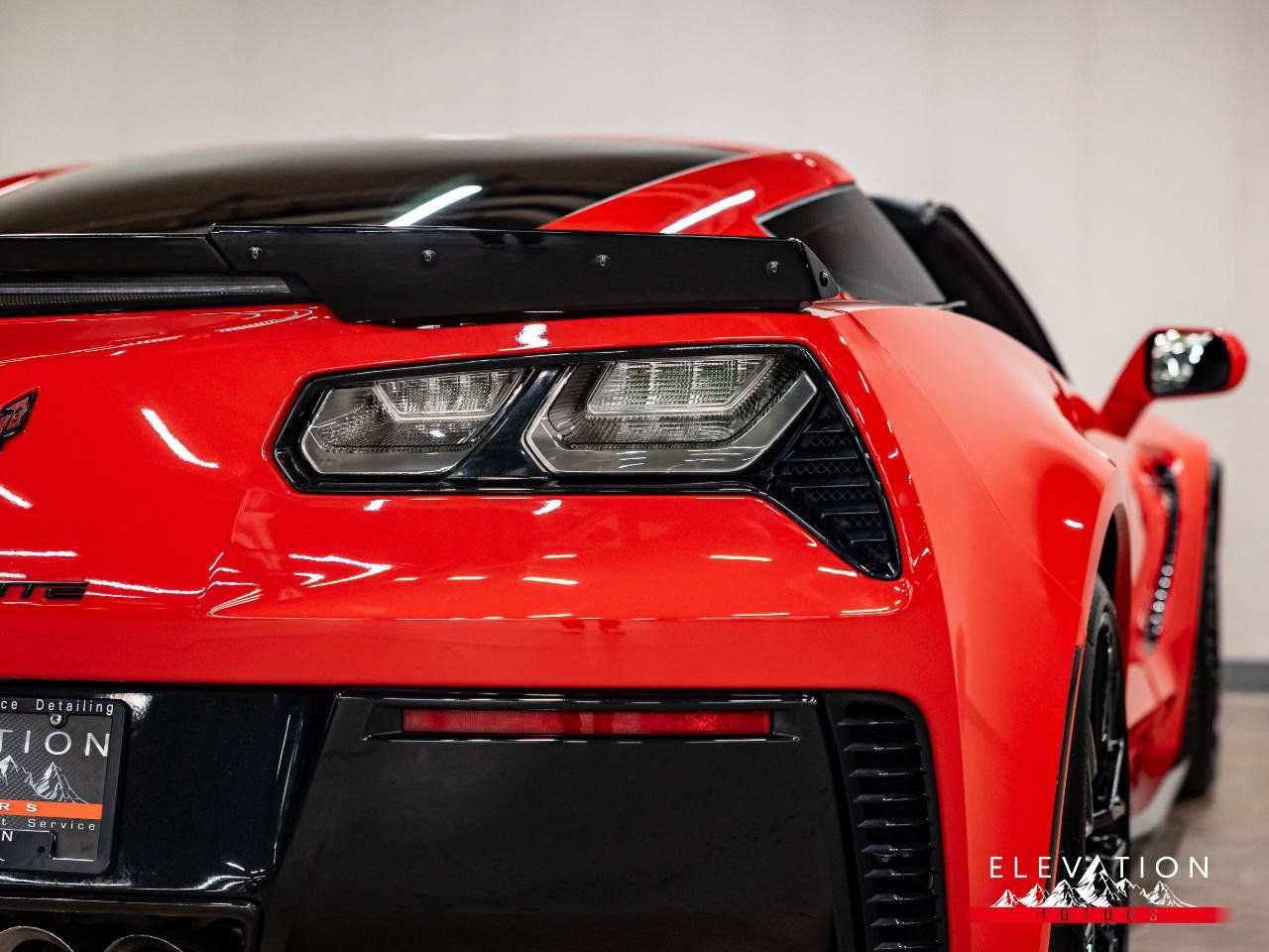 Used 2015 Chevrolet Corvette Z06 w/ 3LZ Preferred Equipment Group RWD image 35