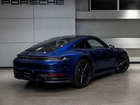 Used 2024 Porsche 911 Carrera T image 8