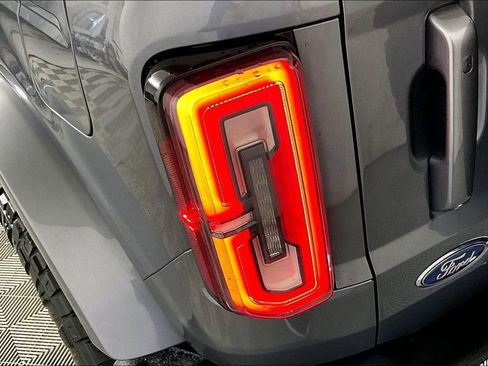 Used 2021 Ford Bronco Outer Banks image 28