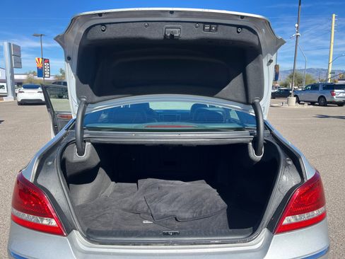 Used 2013 Hyundai Equus Ultimate image 34