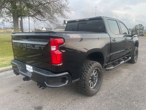 Used 2021 Chevrolet Silverado 1500 LT Trail Boss w/ Convenience Package II image 7