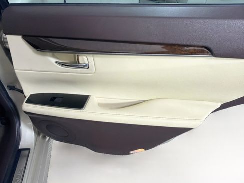 Used 2018 Lexus ES 350 w/ Navigation System Package FWD image 29