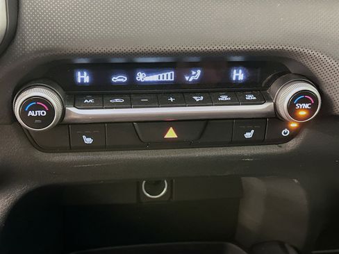 Used 2025 MAZDA CX-50 AWD 2.5 S w/ Premium Package image 24