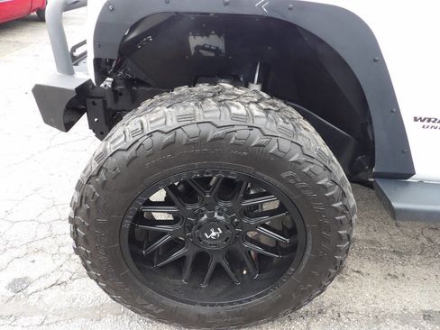 Used 2015 Jeep Wrangler Unlimited Sport w/ Quick Order Package 24S AWD/4WD image 5