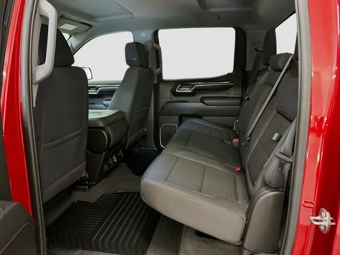 Used 2023 GMC Sierra 1500 Elevation image 29