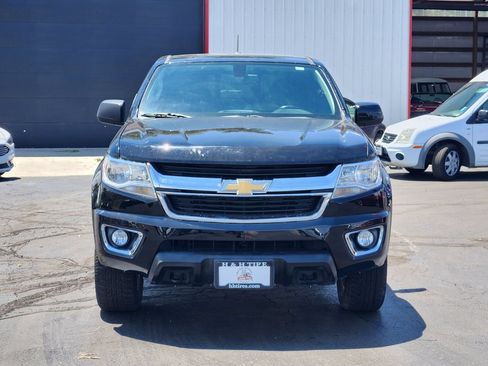 Used 2019 Chevrolet Colorado LT w/ LT Convenience Package AWD/4WD image 4