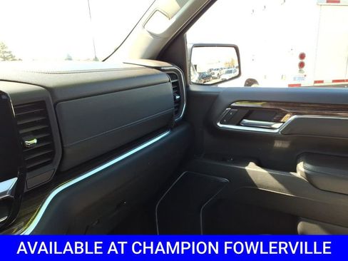 Used 2023 GMC Sierra 1500 Elevation AWD/4WD image 25