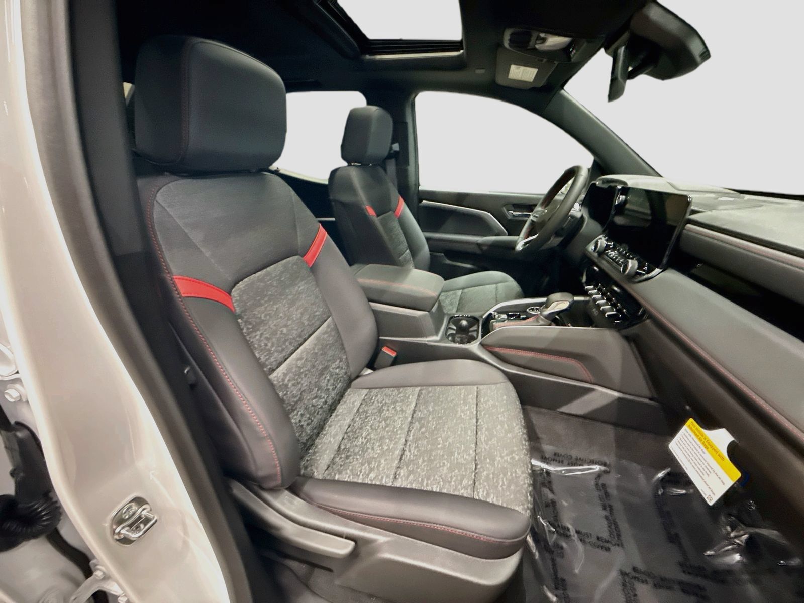 New 2026 Chevrolet Colorado Z71 w/ Midnight Edition AWD/4WD image 33