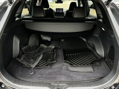 Used 2022 Toyota RAV4 XSE AWD/4WD image 27