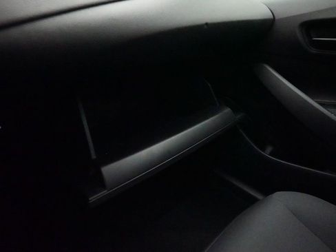 Used 2025 Toyota Corolla LE FWD image 29