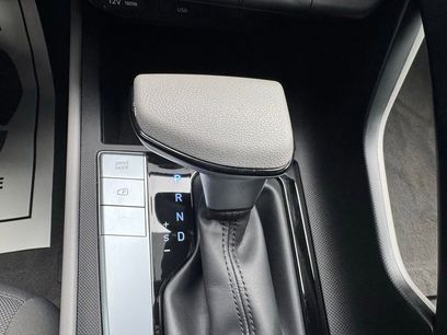 Used 2025 Hyundai Elantra SE