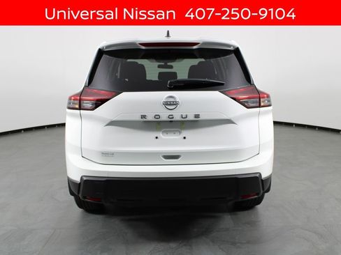 New 2026 Nissan Rogue S image 6