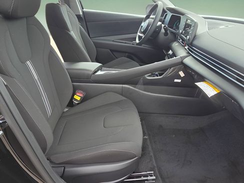 New 2025 Hyundai Elantra Blue image 29