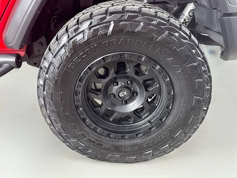 Used 2021 Jeep Wrangler Unlimited Sport w/ Sun And Sound Package AWD/4WD image 31