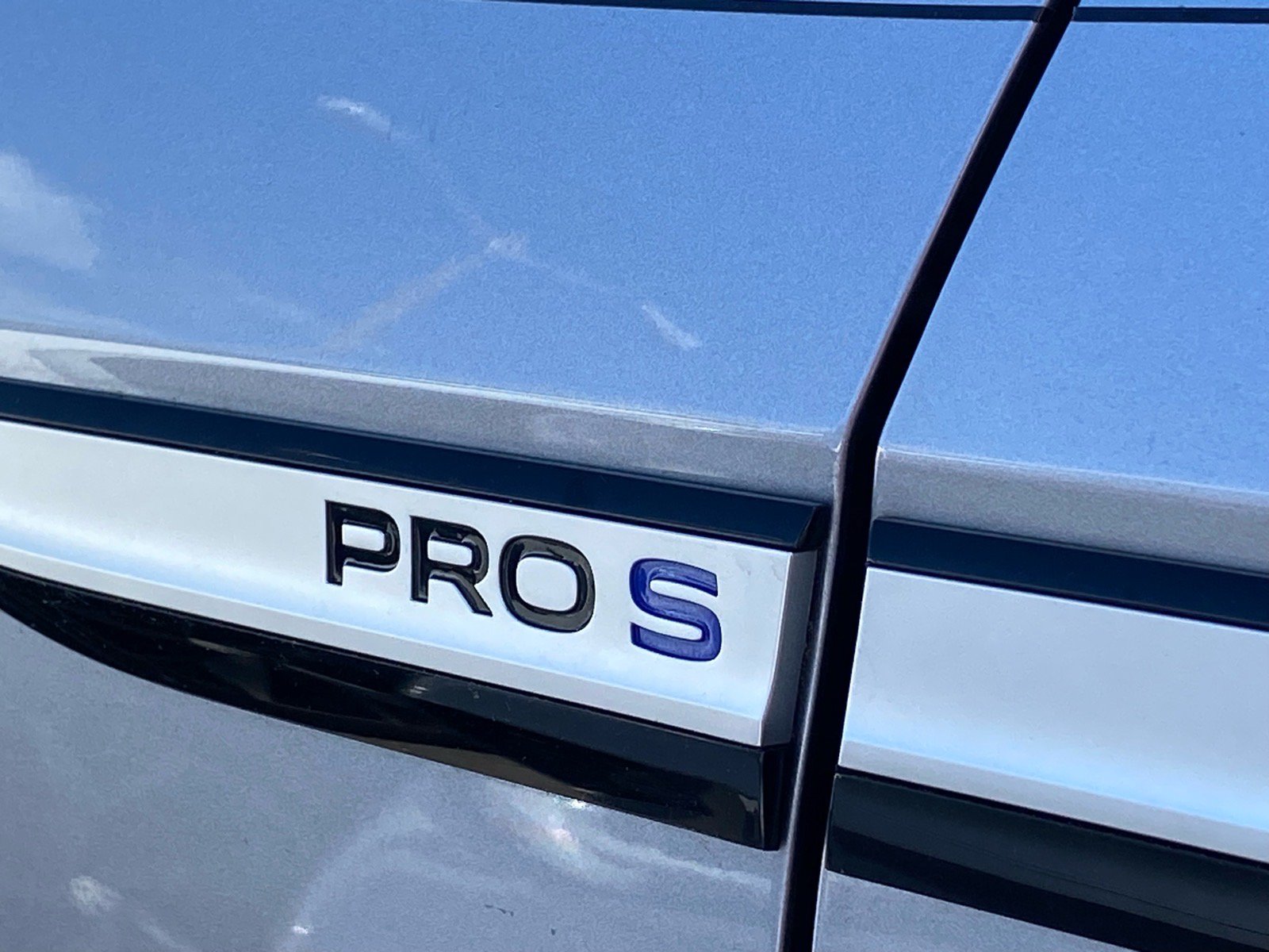Certified 2023 Volkswagen ID.4 Pro S RWD image 5