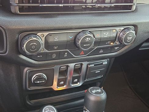 New 2026 Jeep Wrangler Sport AWD/4WD image 31