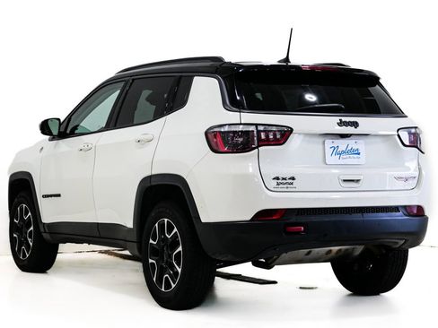 Used 2020 Jeep Compass Trailhawk AWD/4WD image 8