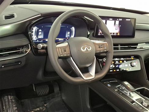 Certified 2025 INFINITI QX60 Luxe image 19