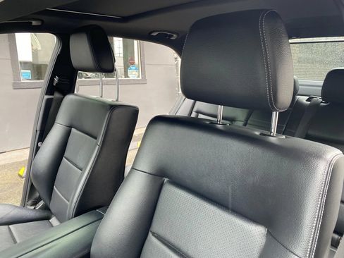 Used 2016 Mercedes-Benz E 350 Sedan image 30