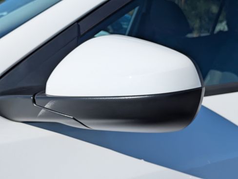 New 2026 Chevrolet Trax LT w/ LT Convenience Package image 32