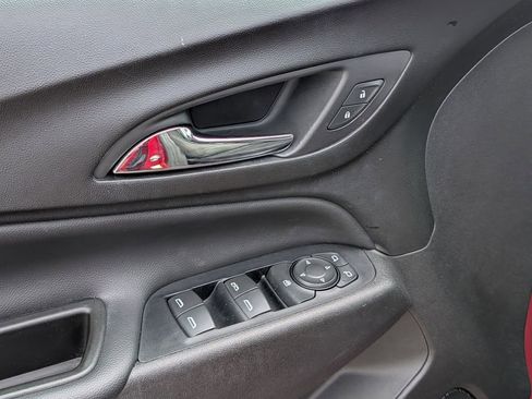 Used 2019 Chevrolet Equinox LT image 6