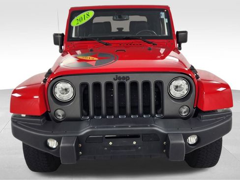 Used 2018 Jeep Wrangler Sport AWD/4WD image 8
