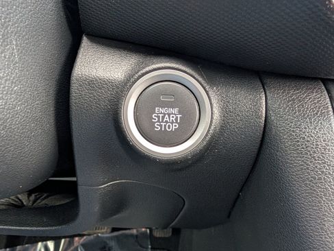 Used 2020 Hyundai Kona SEL AWD/4WD image 29