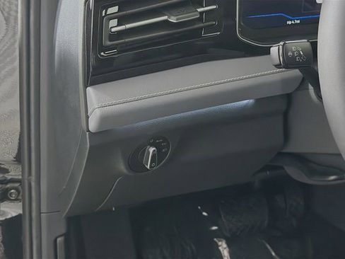 New 2026 Volkswagen Jetta SEL image 10