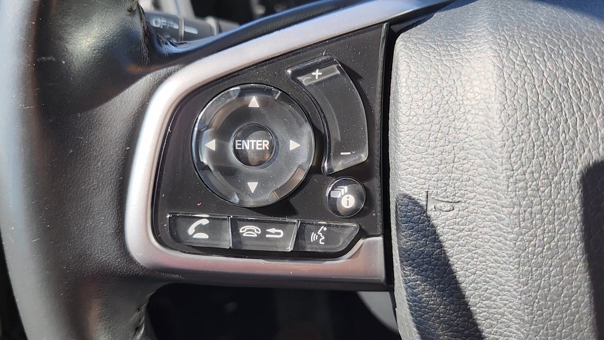 Used 2022 Honda CR-V EX-L image 13