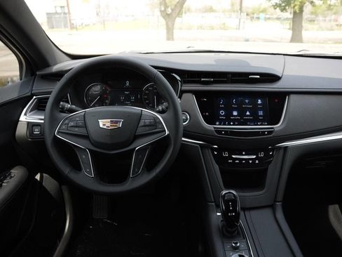 New 2026 Cadillac XT5 Luxury w/ LPO, Floor Liner Package image 49