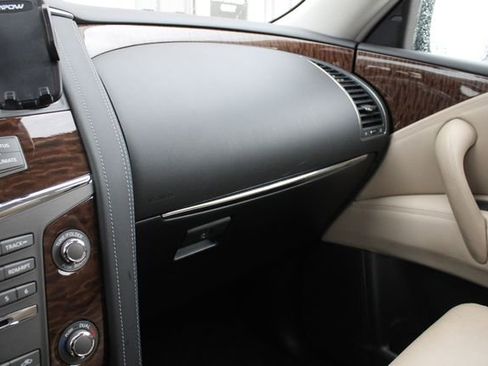 Used 2018 Nissan Armada Platinum w/ Interior Lighting Package image 20