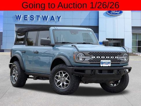 Used 2023 Ford Bronco Badlands image 1
