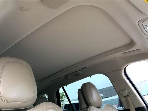 Used 2020 Lincoln Aviator Reserve w/ Equipment Group 202A AWD/4WD image 19