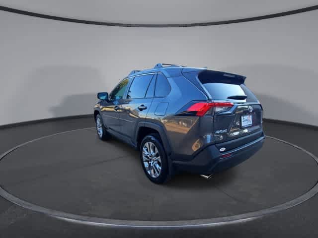 Used 2023 Toyota RAV4 XLE Premium FWD image 3