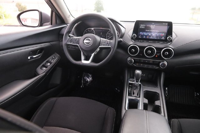 Certified 2024 Nissan Sentra SV FWD image 22